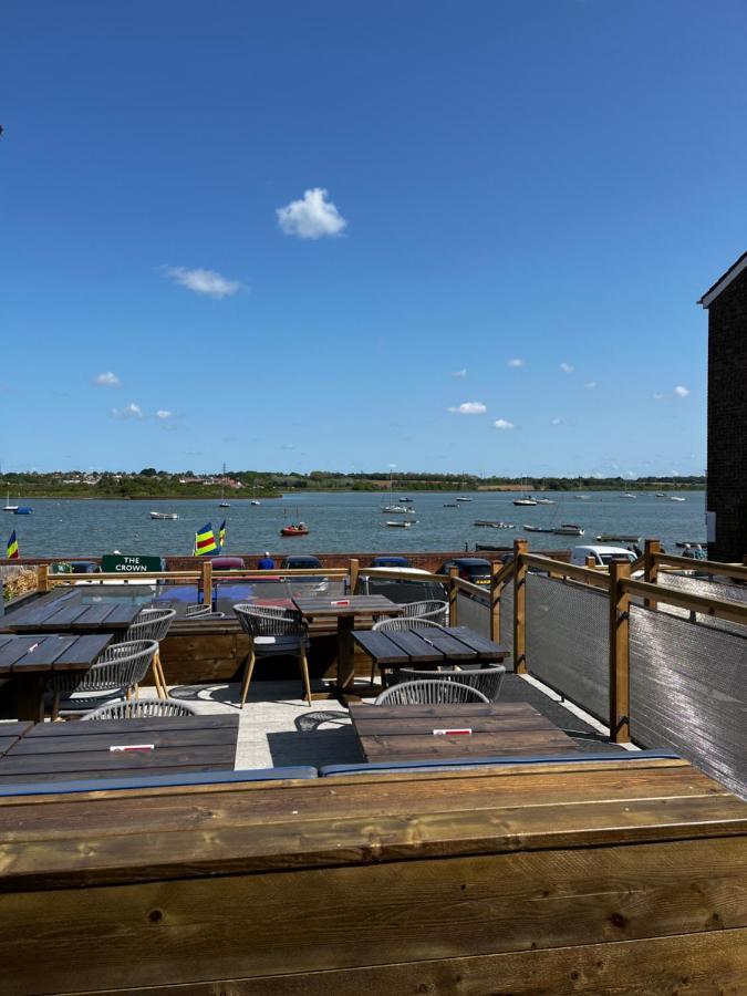 The Crown Pub And Hotel Manningtree Eksteriør bilde